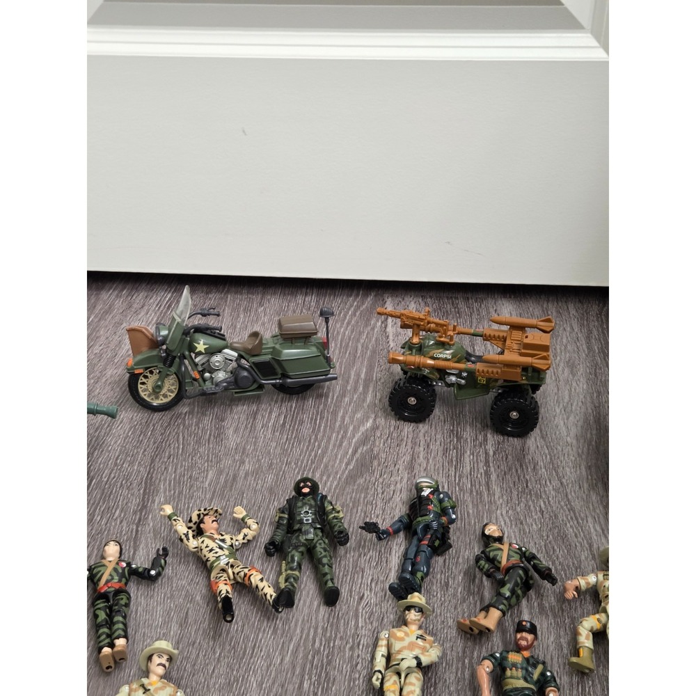 Lanard The Corps - Random Lot - GI Joe Figurines- Tank - Vehicles Vintage 1990's - Picture 6 of 13